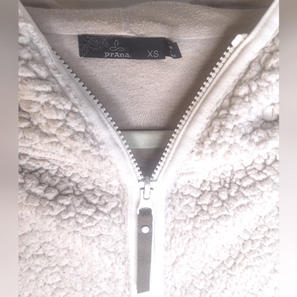 Prana Hoodie Cream Soft Sherpa-style Pullover with Hood Excellent XS ✅️ - Picture 3 of 3